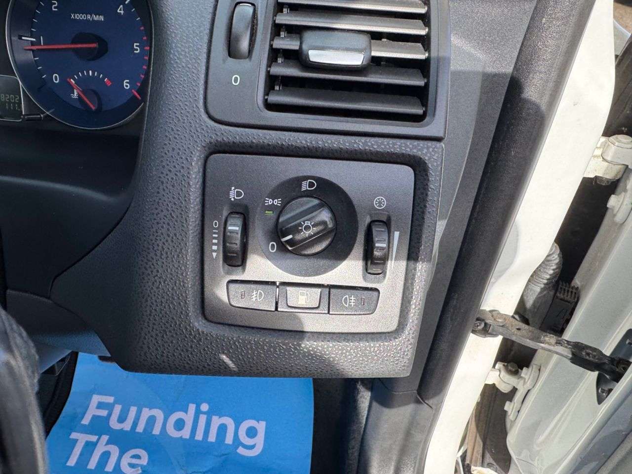 2011 VOLVO C30 2011 VOLVO C30