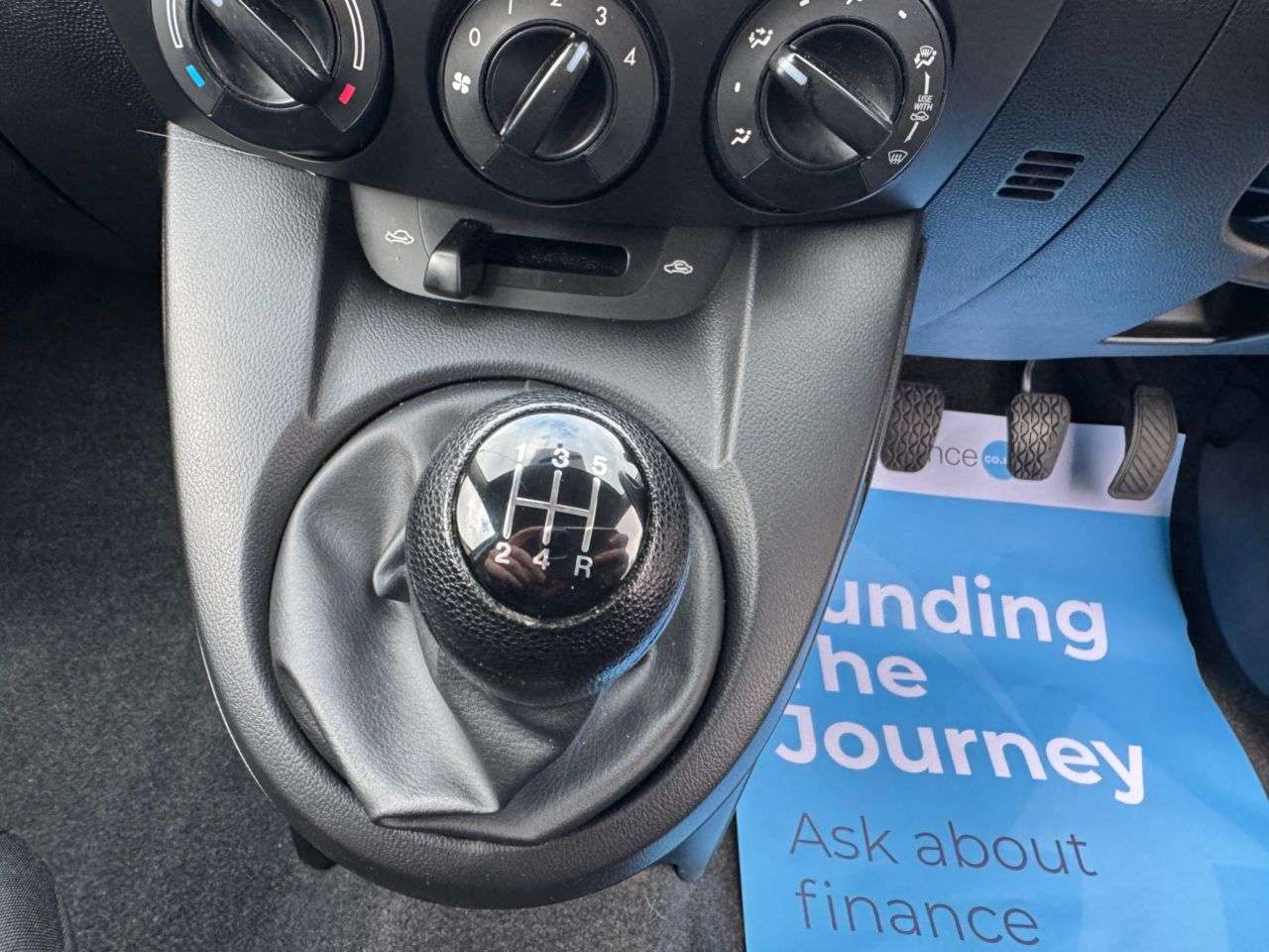 2014 MAZDA MAZDA2 2014 MAZDA MAZDA2