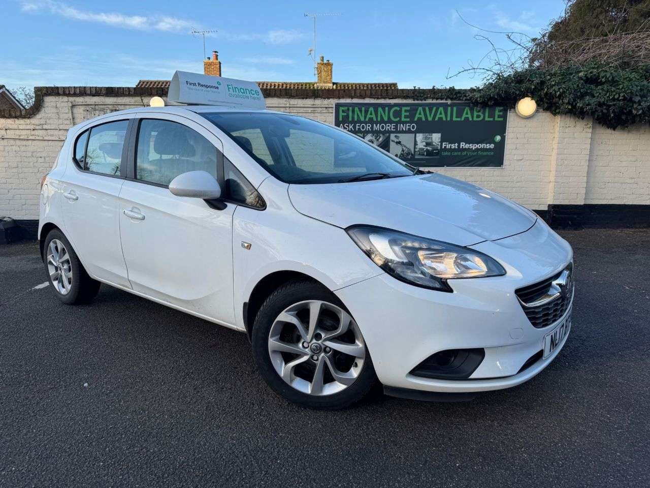 A 2017 VAUXHALL CORSA 1.4i ecoFLEX Energy Hatchback 5dr Petrol Manual Euro 6 (a/c) (90 ps) WE WAN A 2017 VAUXHALL CORSA 1.4i ecoFLEX Energy Hatchback 5dr Petrol Manual Euro 6 (a/c) (90 ps) WE WAN