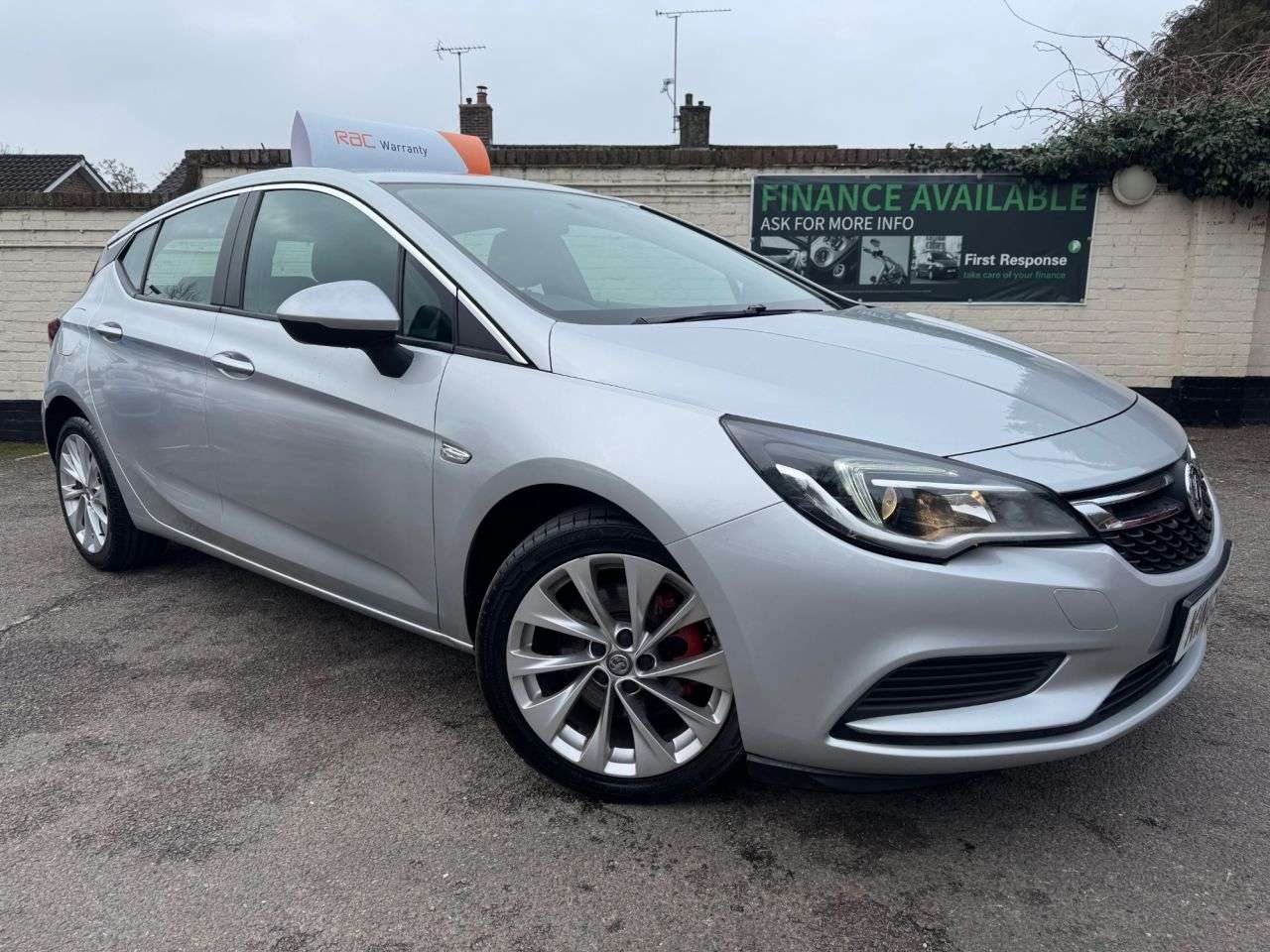 Check out this Vauxhall Astra 2016 Diesel Manual