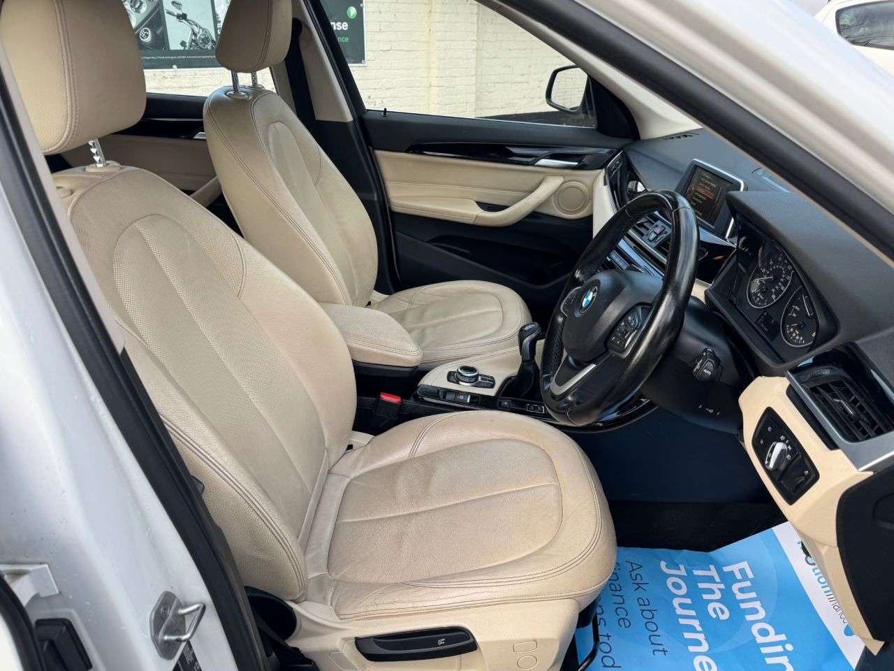 2016 BMW X1 2016 BMW X1