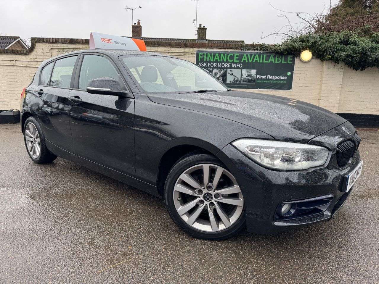 A 2017 BMW 1 SERIES 1.5 118i Sport Hatchback 5dr Petrol Manual Euro 6 (s/s) (136 ps) WE WANT YO A 2017 BMW 1 SERIES 1.5 118i Sport Hatchback 5dr Petrol Manual Euro 6 (s/s) (136 ps) WE WANT YO