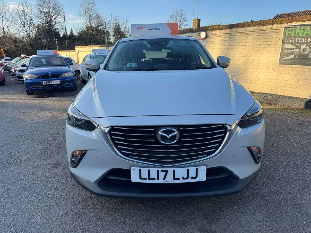 A 2017 MAZDA CX-3 1.5 SKYACTIV-D Sport Nav SUV 5dr Diesel Manual Euro 6 (s/s) (105 ps) WE WAN A 2017 MAZDA CX-3 1.5 SKYACTIV-D Sport Nav SUV 5dr Diesel Manual Euro 6 (s/s) (105 ps) WE WAN