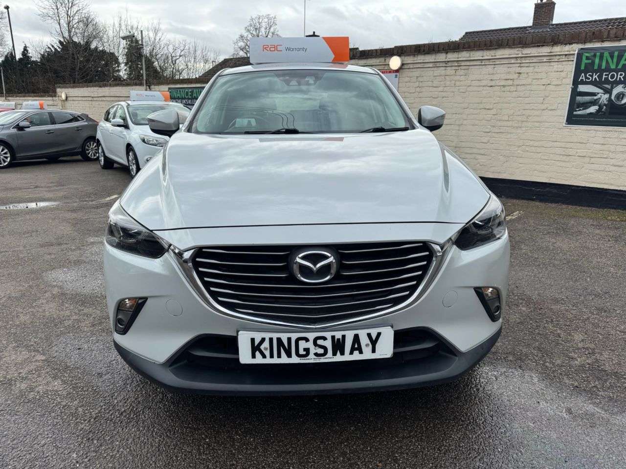 A 2017 MAZDA CX-3 1.5 SKYACTIV-D Sport Nav SUV 5dr Diesel Manual Euro 6 (s/s) (105 ps) WE WAN A 2017 MAZDA CX-3 1.5 SKYACTIV-D Sport Nav SUV 5dr Diesel Manual Euro 6 (s/s) (105 ps) WE WAN