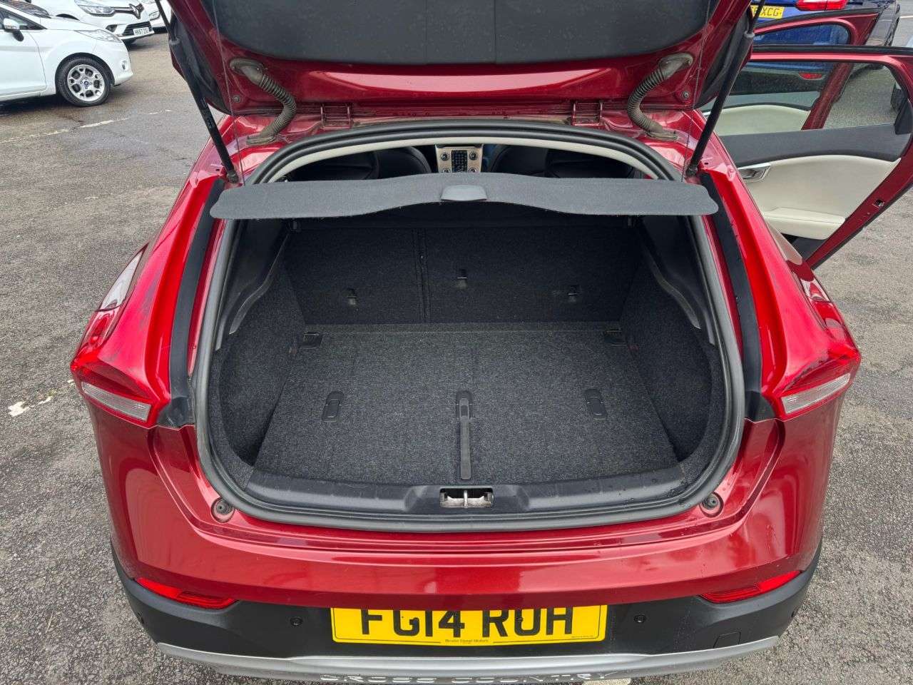 2014 VOLVO V40 CROSS COUNTRY 2014 VOLVO V40 CROSS COUNTRY