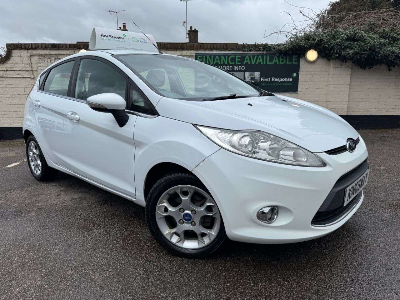 A 2012 FORD FIESTA 1.4 TDCi DPF Zetec Hatchback 5dr Diesel Manual (104 g/km, 69 bhp) A 2012 FORD FIESTA 1.4 TDCi DPF Zetec Hatchback 5dr Diesel Manual (104 g/km, 69 bhp)