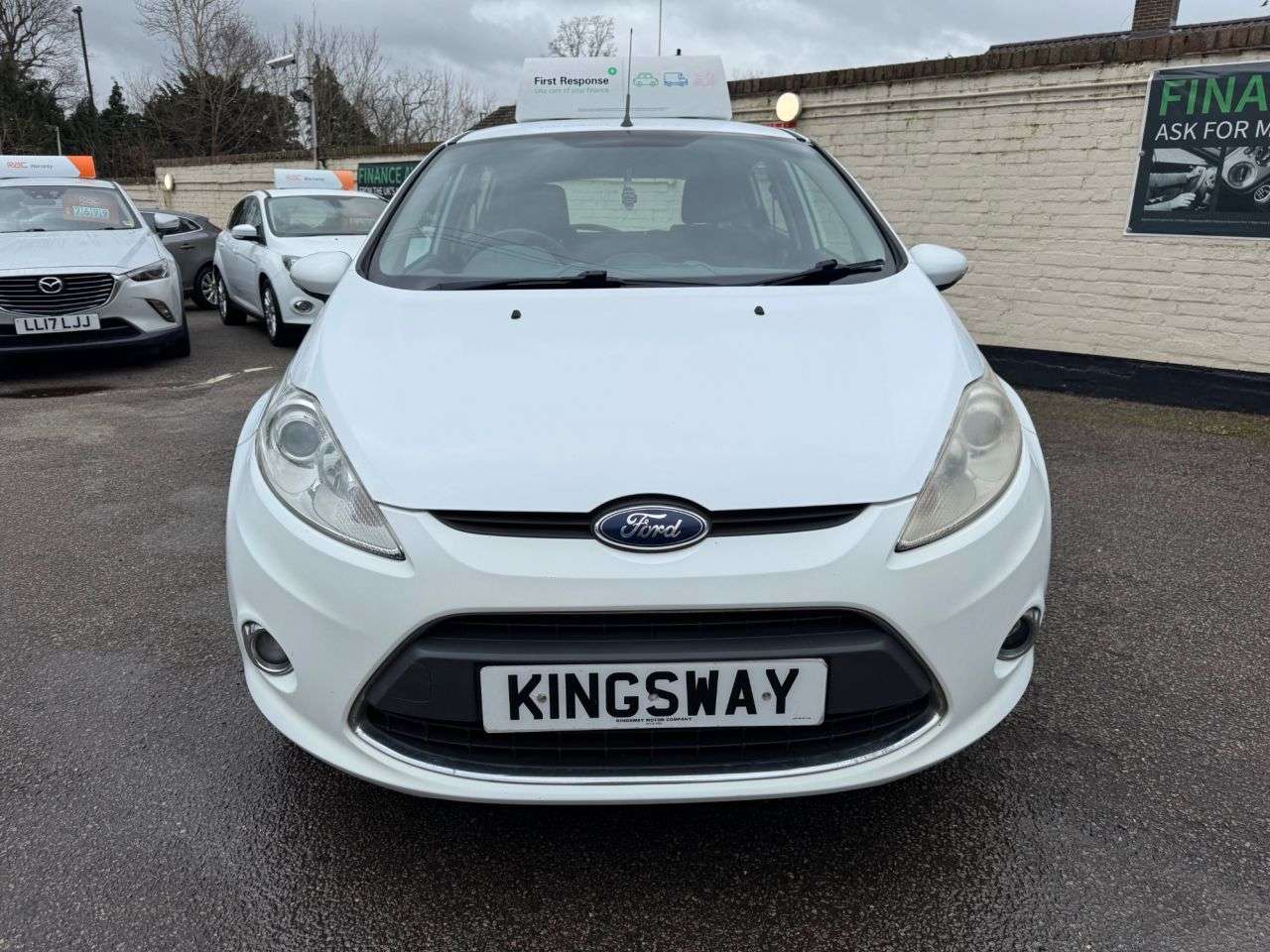 A 2012 FORD FIESTA 1.4 TDCi DPF Zetec Hatchback 5dr Diesel Manual (104 g/km, 69 bhp) A 2012 FORD FIESTA 1.4 TDCi DPF Zetec Hatchback 5dr Diesel Manual (104 g/km, 69 bhp)