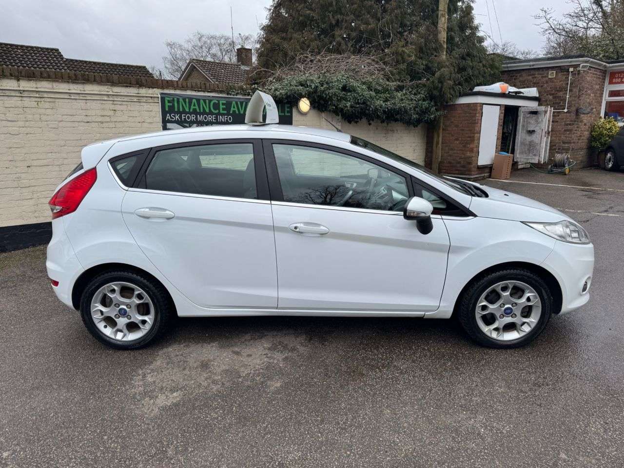 2012 FORD FIESTA 2012 FORD FIESTA