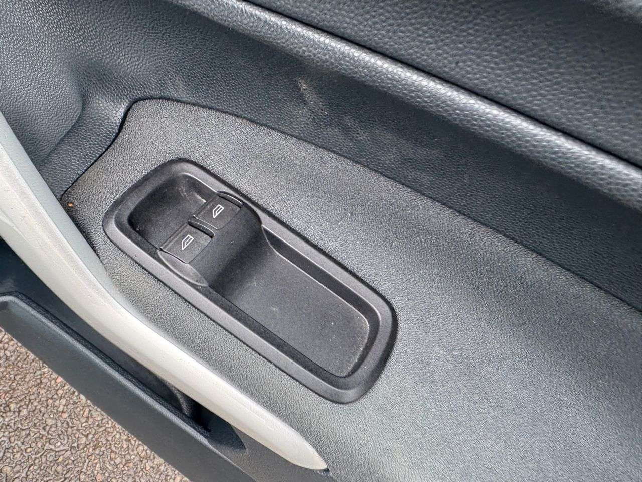 2012 FORD FIESTA 2012 FORD FIESTA