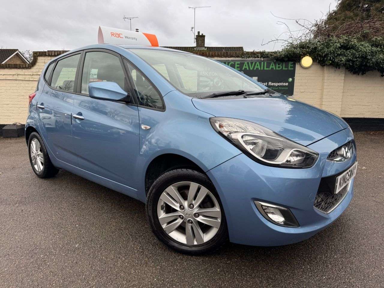 A 2015 HYUNDAI IX20 1.4 Active Hatchback 5dr Petrol Manual Euro 5 (90 bhp) A 2015 HYUNDAI IX20 1.4 Active Hatchback 5dr Petrol Manual Euro 5 (90 bhp)