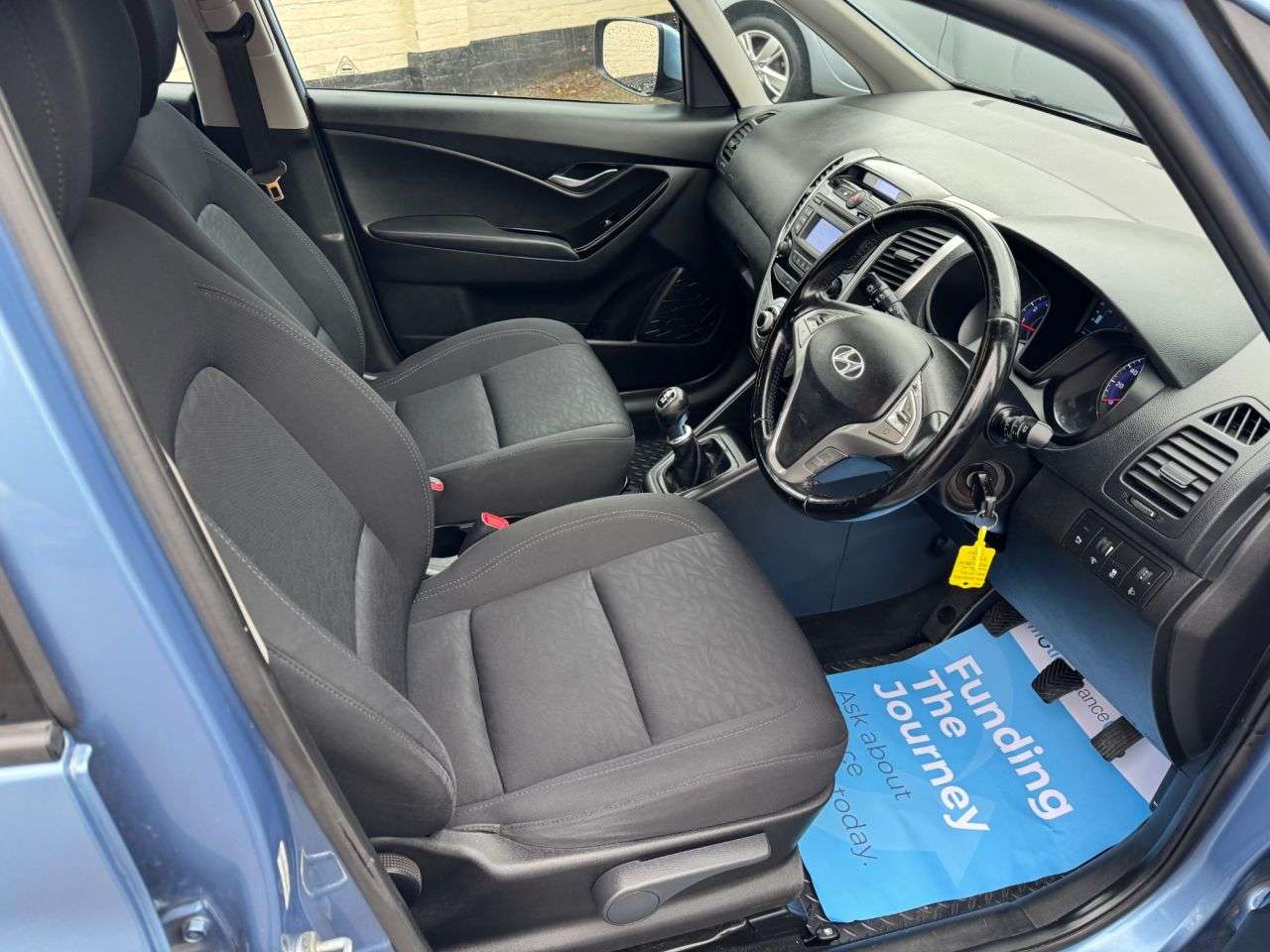 2015 HYUNDAI IX20 2015 HYUNDAI IX20