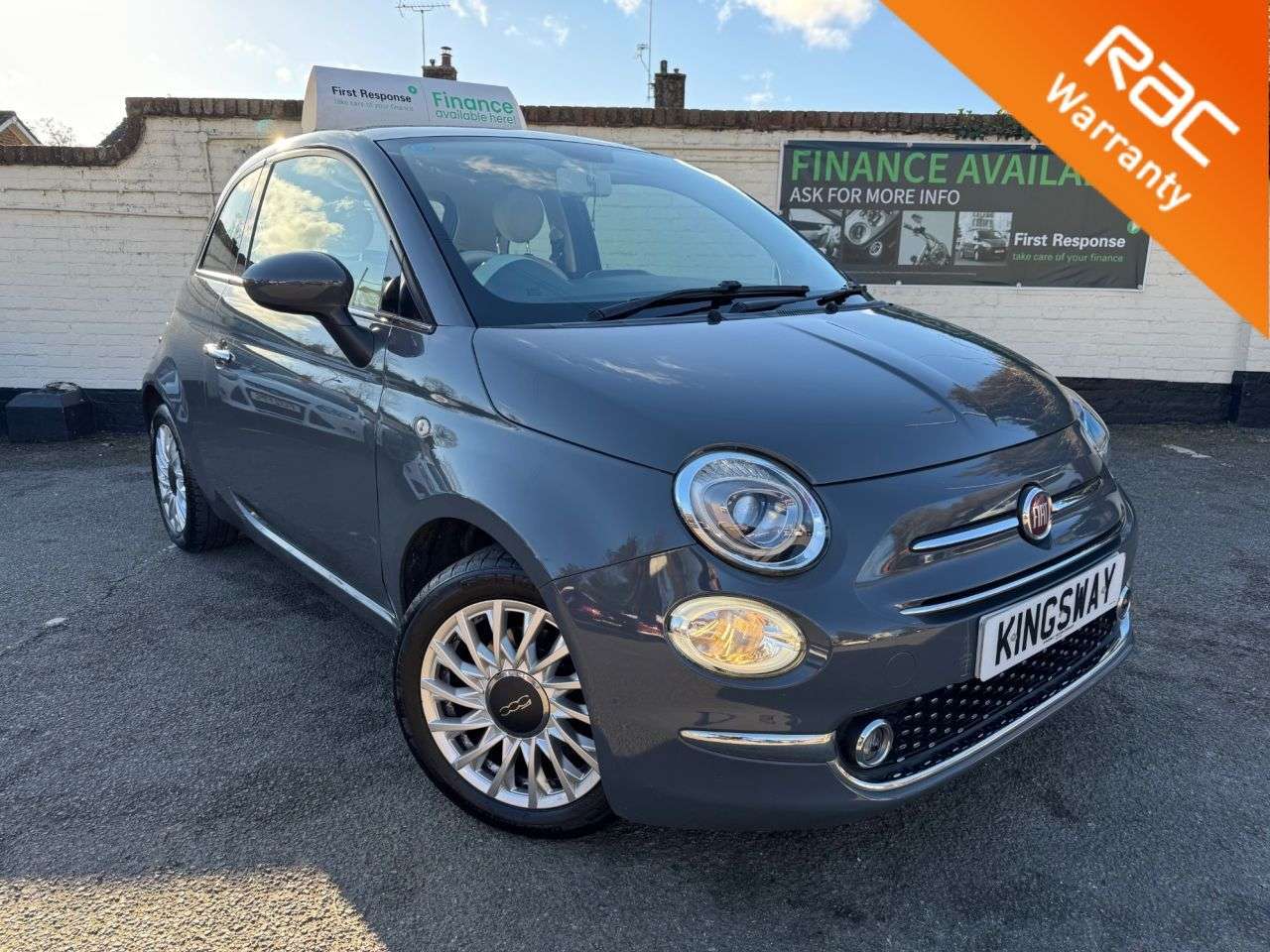 A 2016 FIAT 500 1.2 Lounge Hatchback 3dr Petrol Manual Euro 6 (s/s) (69 bhp) A 2016 FIAT 500 1.2 Lounge Hatchback 3dr Petrol Manual Euro 6 (s/s) (69 bhp)