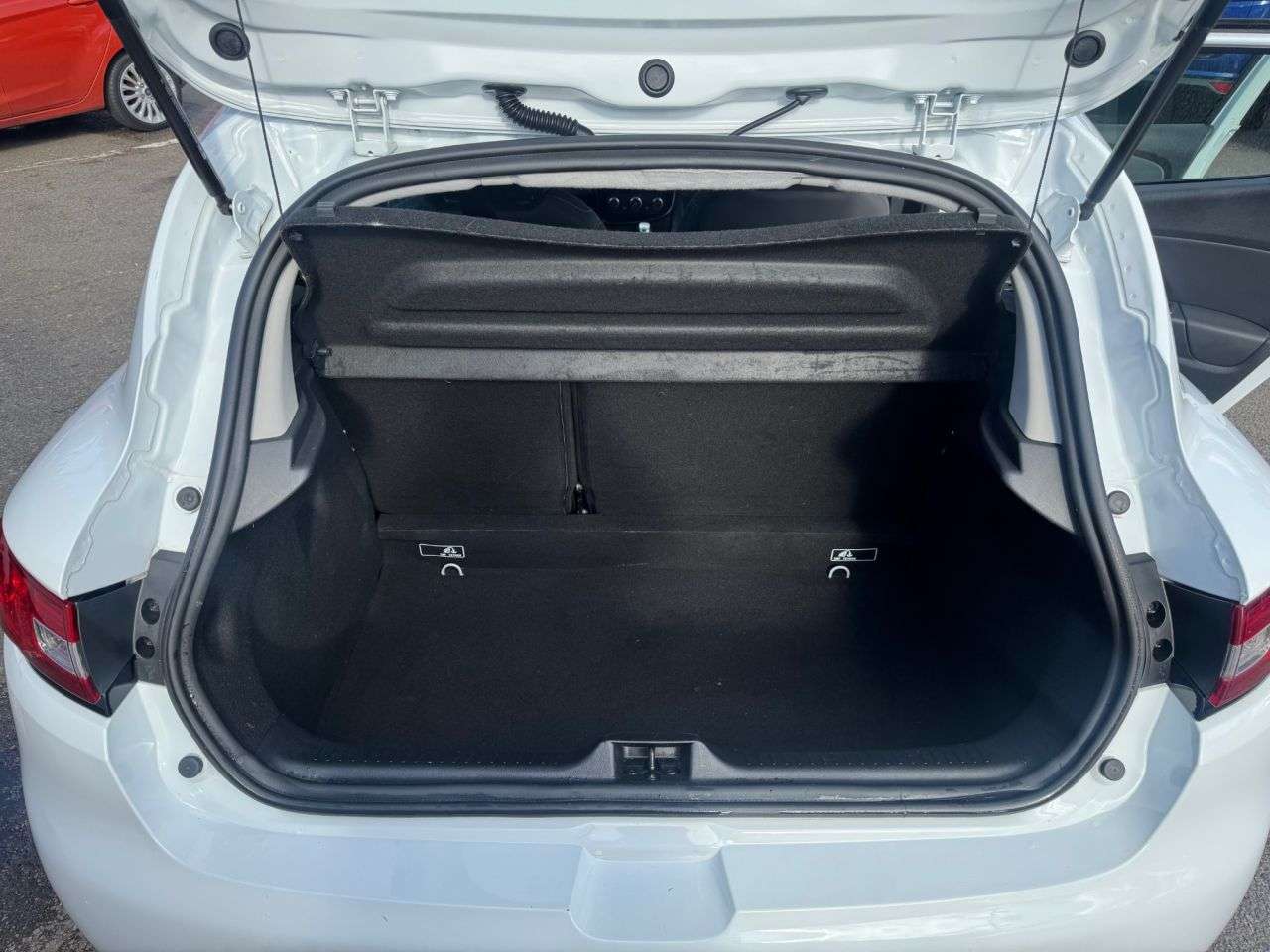 2018 RENAULT CLIO 2018 RENAULT CLIO