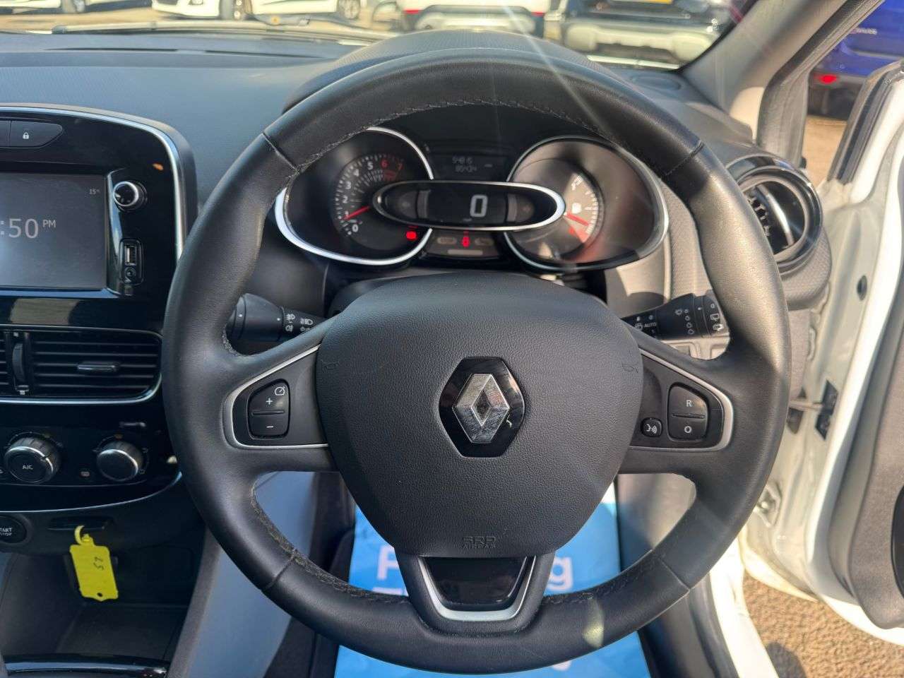 2018 RENAULT CLIO 2018 RENAULT CLIO