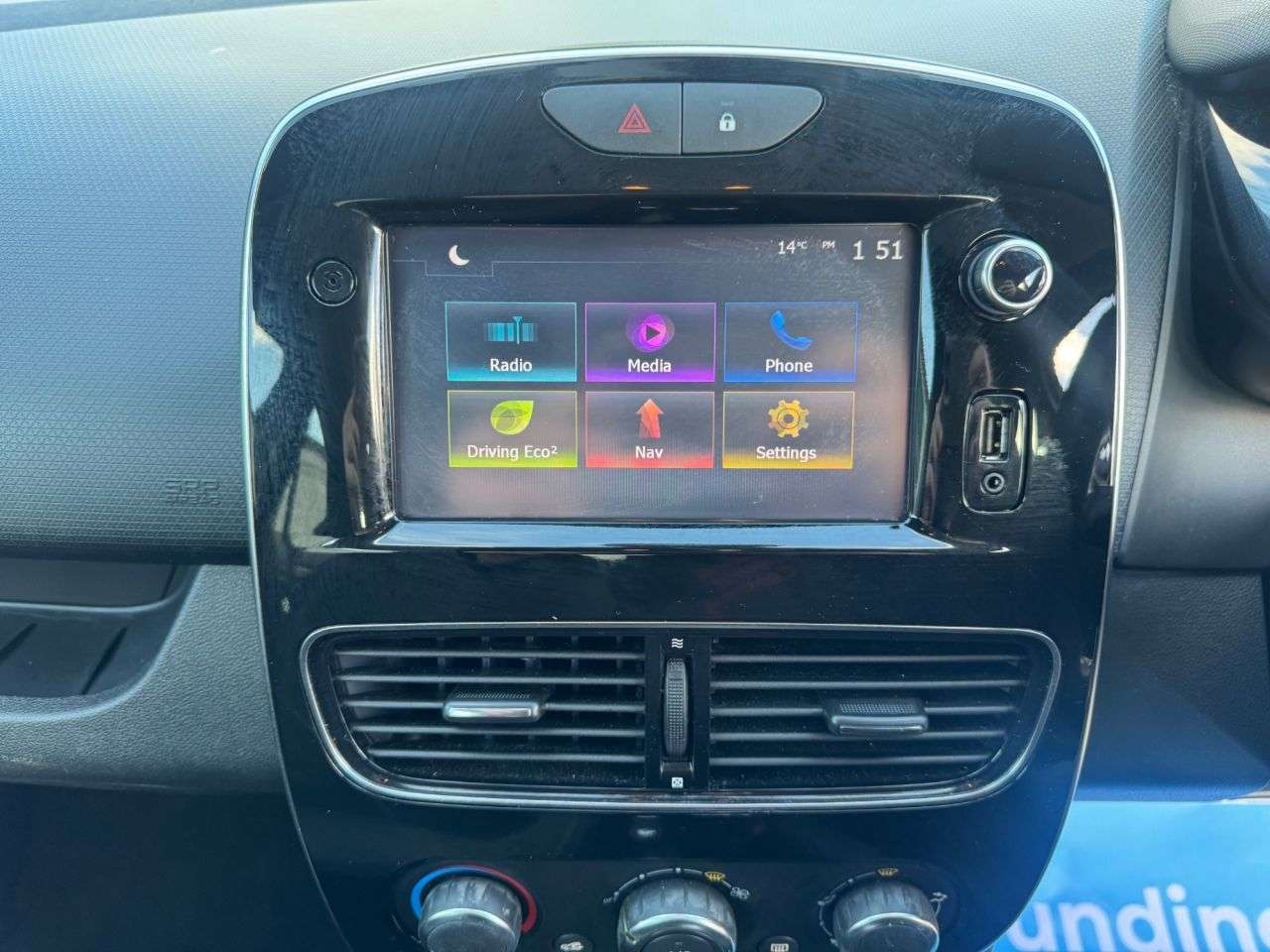 2018 RENAULT CLIO 2018 RENAULT CLIO