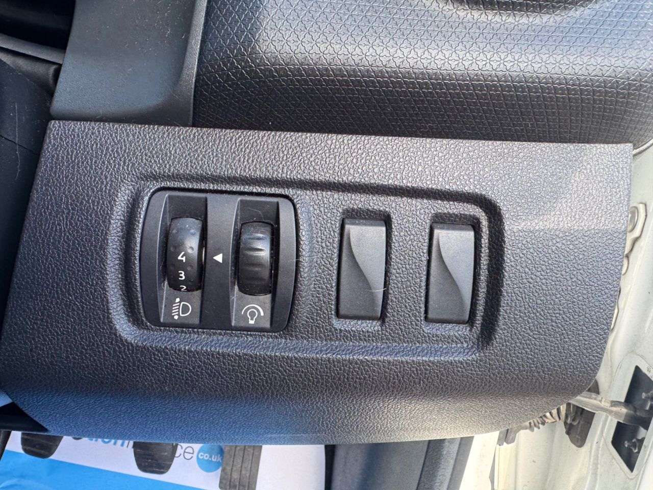 2018 RENAULT CLIO 2018 RENAULT CLIO