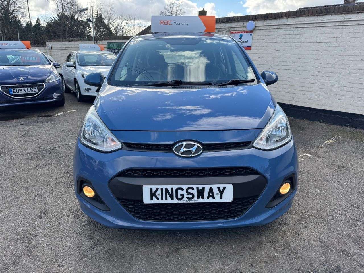 A 2016 HYUNDAI I10 SE BLUE DRIVE A 2016 HYUNDAI I10 SE BLUE DRIVE