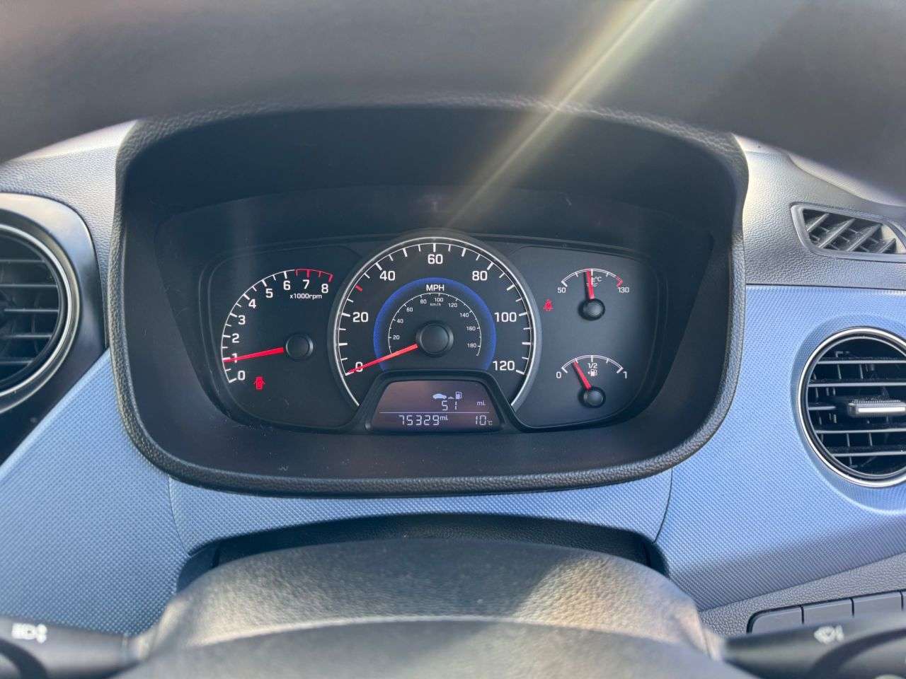 2016 HYUNDAI I10 2016 HYUNDAI I10