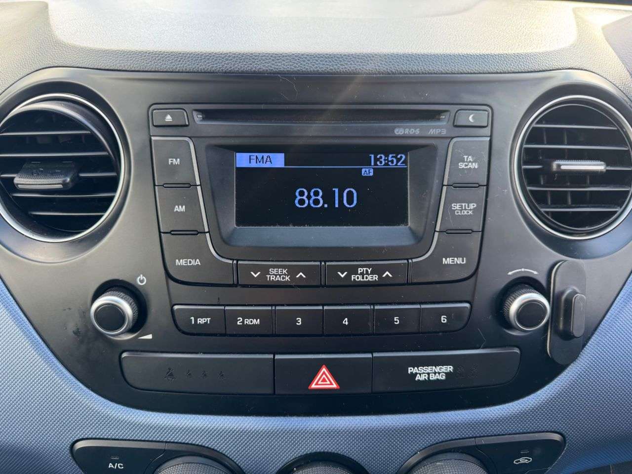 2016 HYUNDAI I10 2016 HYUNDAI I10