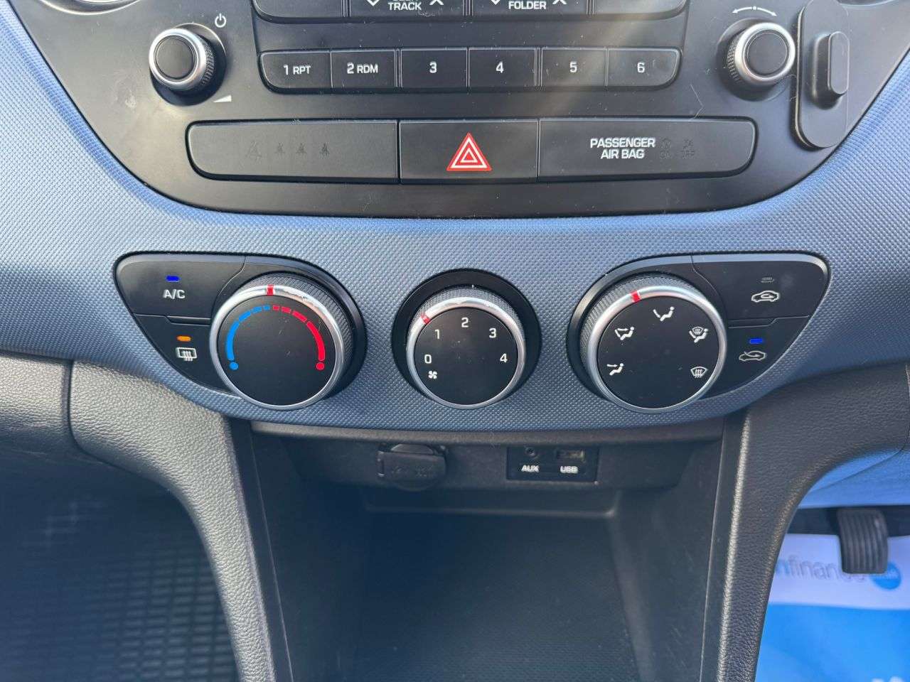 2016 HYUNDAI I10 2016 HYUNDAI I10