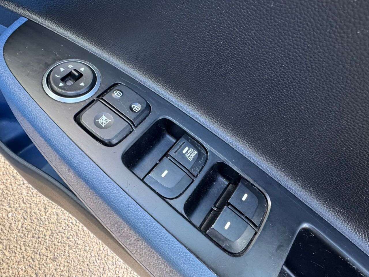 2016 HYUNDAI I10 2016 HYUNDAI I10