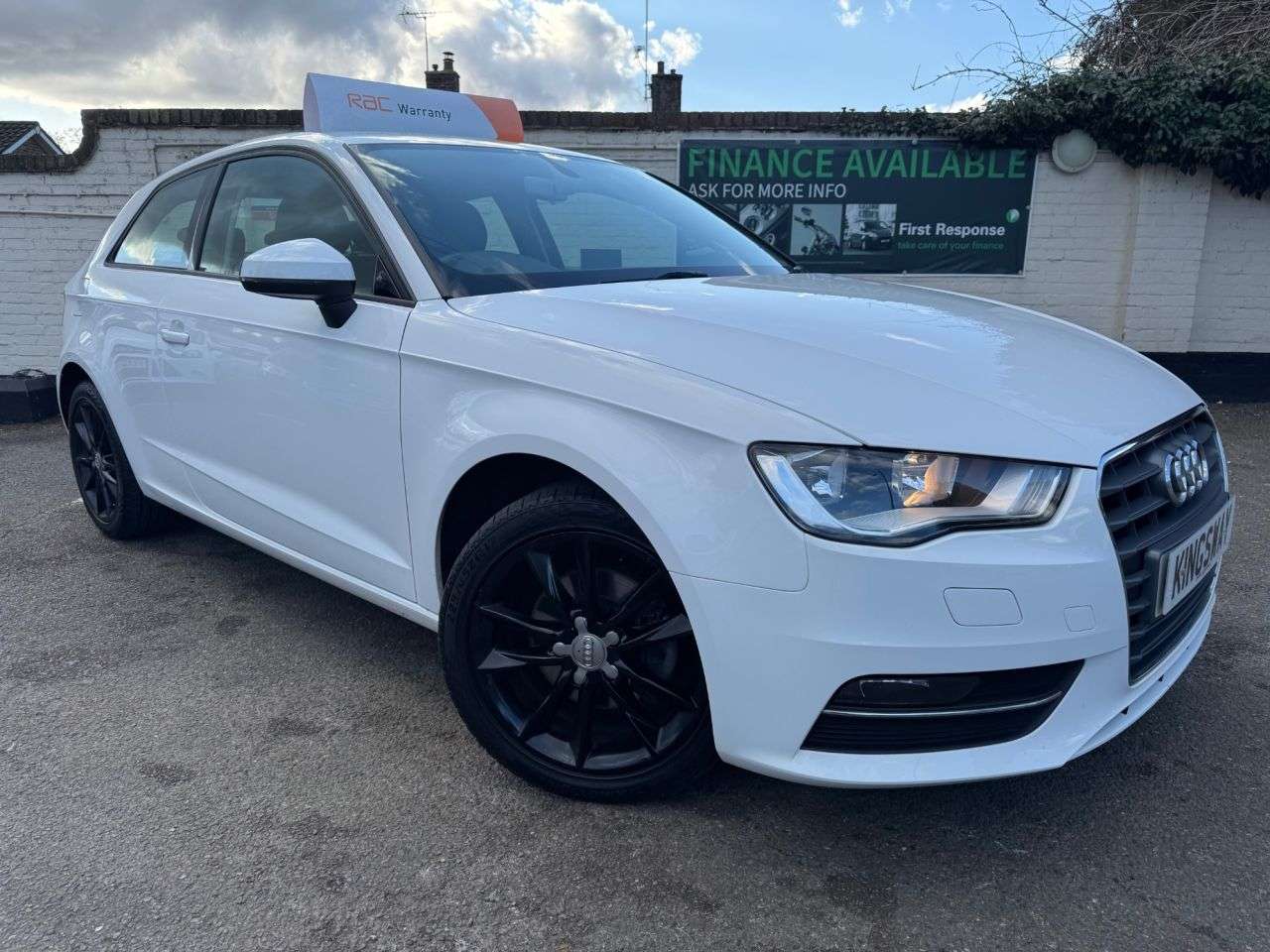 A 2016 AUDI A3 1.2 TFSI SE Hatchback 3dr Petrol Manual Euro 6 (s/s) (110 ps) WE WANT YOUR A 2016 AUDI A3 1.2 TFSI SE Hatchback 3dr Petrol Manual Euro 6 (s/s) (110 ps) WE WANT YOUR