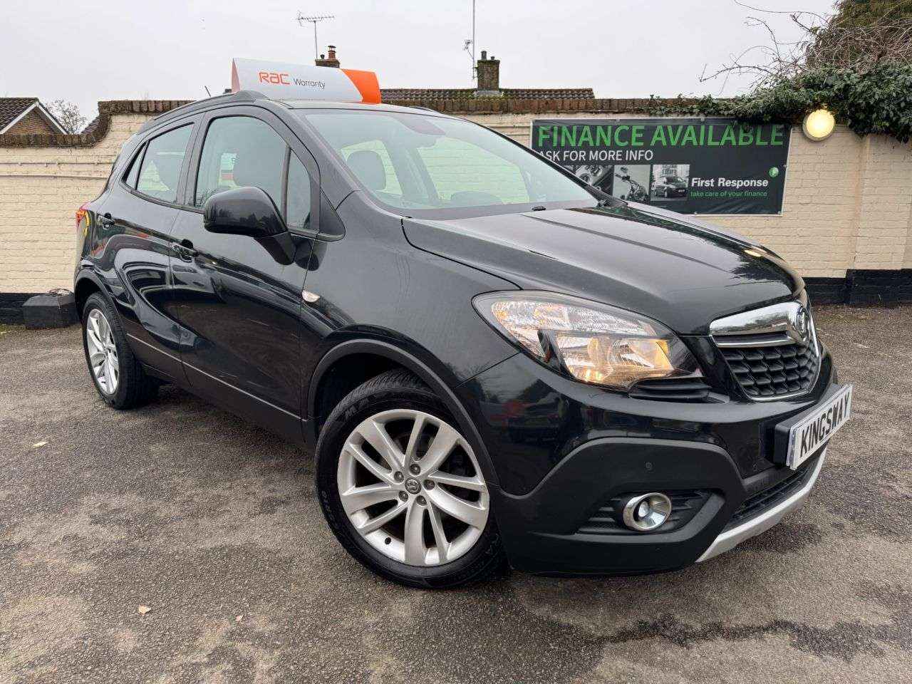 A 2016 VAUXHALL MOKKA 1.6 CDTi Exclusiv SUV 5dr Diesel Manual 2WD Euro 6 (s/s) (136 ps) A 2016 VAUXHALL MOKKA 1.6 CDTi Exclusiv SUV 5dr Diesel Manual 2WD Euro 6 (s/s) (136 ps)