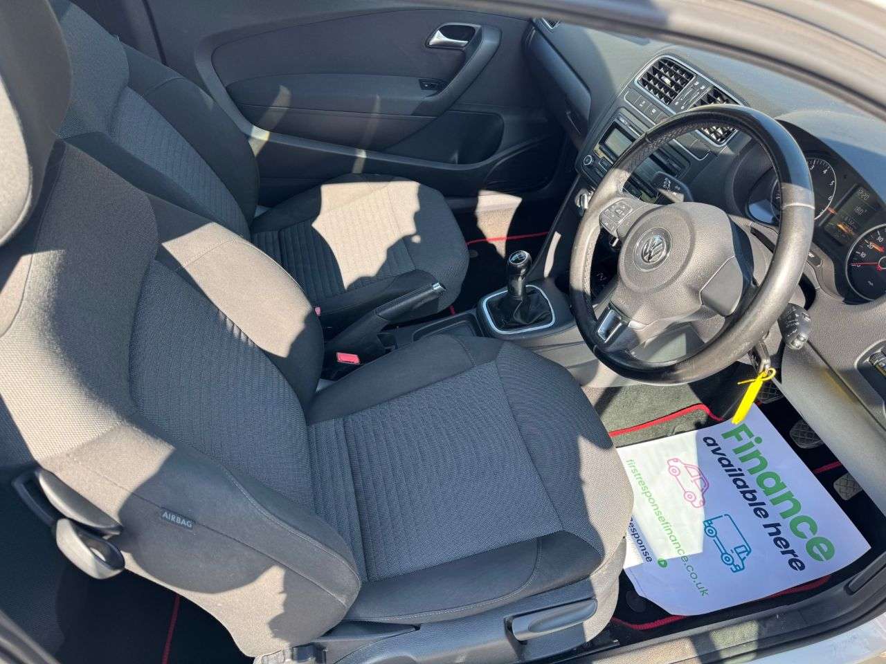 2011 VOLKSWAGEN POLO 2011 VOLKSWAGEN POLO