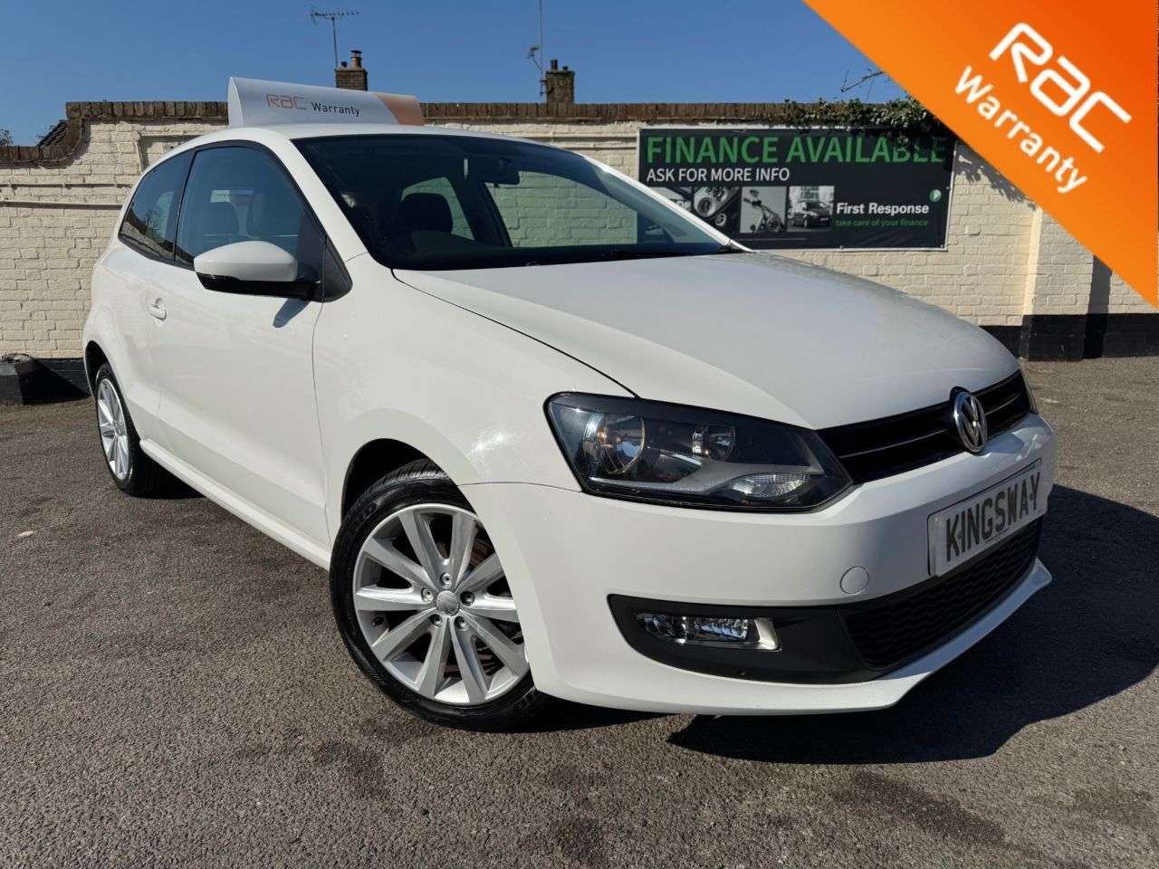 A 2011 VOLKSWAGEN POLO 1.2 Match Hatchback 3dr Petrol Manual Euro 5 (60 ps) A 2011 VOLKSWAGEN POLO 1.2 Match Hatchback 3dr Petrol Manual Euro 5 (60 ps)