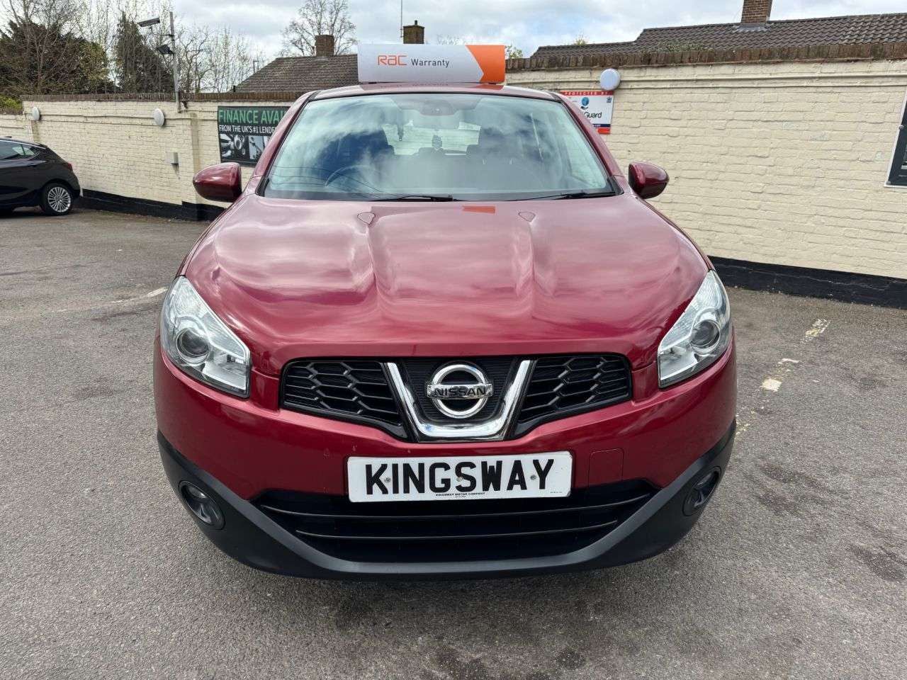A 2013 NISSAN QASHQAI 1.5 dCi Acenta SUV 5dr Diesel Manual 2WD Euro 5 (110 ps) A 2013 NISSAN QASHQAI 1.5 dCi Acenta SUV 5dr Diesel Manual 2WD Euro 5 (110 ps)