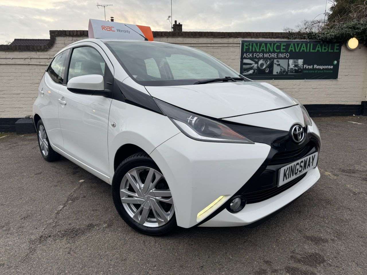 A 2016 TOYOTA AYGO 1.0 VVT-i x-pression x-wave 5dr Petrol Manual Euro 5 Euro 5 (68 ps) A 2016 TOYOTA AYGO 1.0 VVT-i x-pression x-wave 5dr Petrol Manual Euro 5 Euro 5 (68 ps)