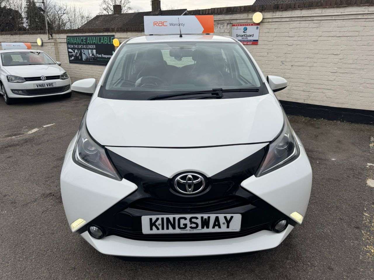 A 2016 TOYOTA AYGO 1.0 VVT-i x-pression x-wave 5dr Petrol Manual Euro 5 Euro 5 (68 ps) A 2016 TOYOTA AYGO 1.0 VVT-i x-pression x-wave 5dr Petrol Manual Euro 5 Euro 5 (68 ps)