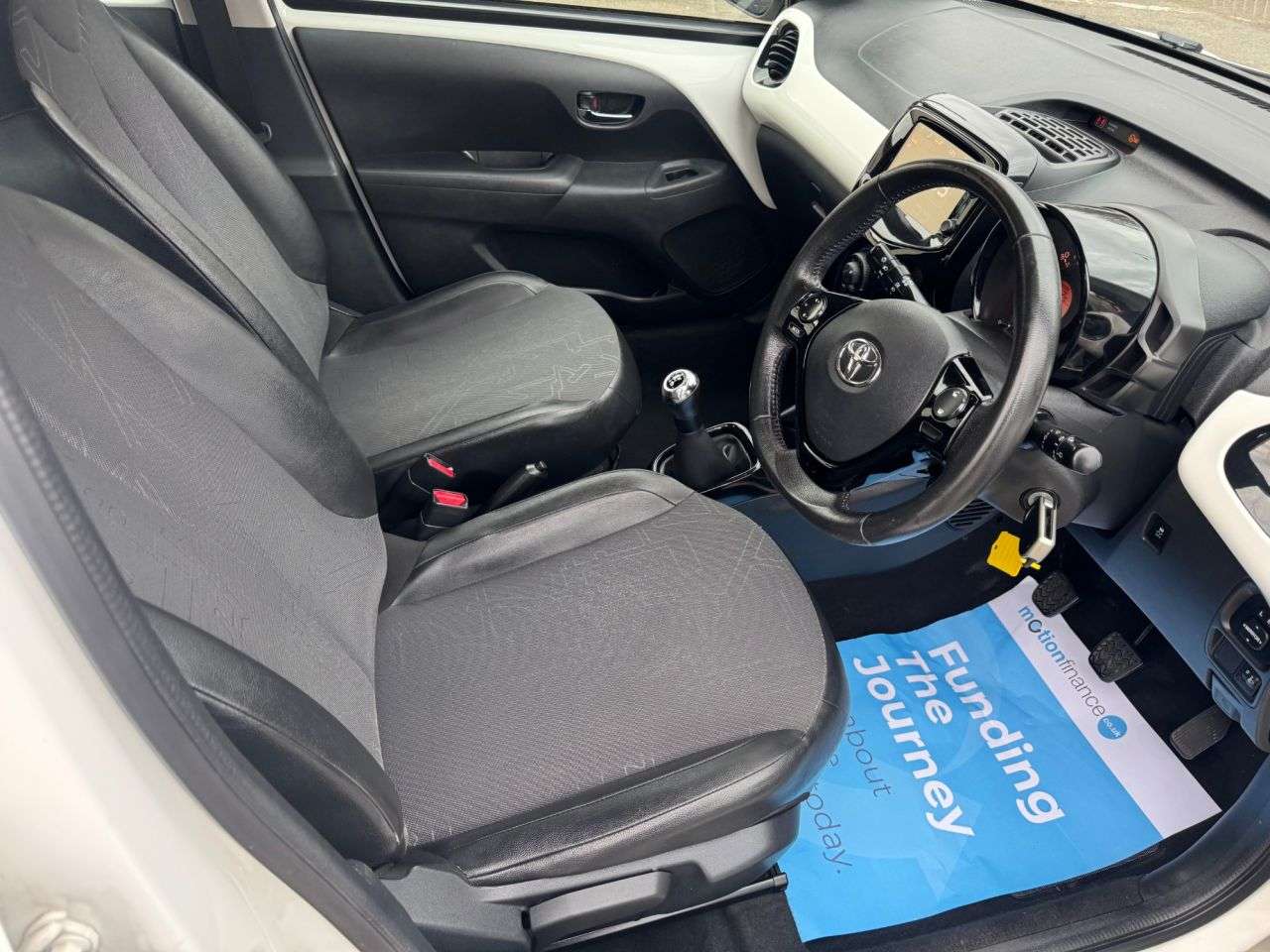 2016 TOYOTA AYGO 2016 TOYOTA AYGO