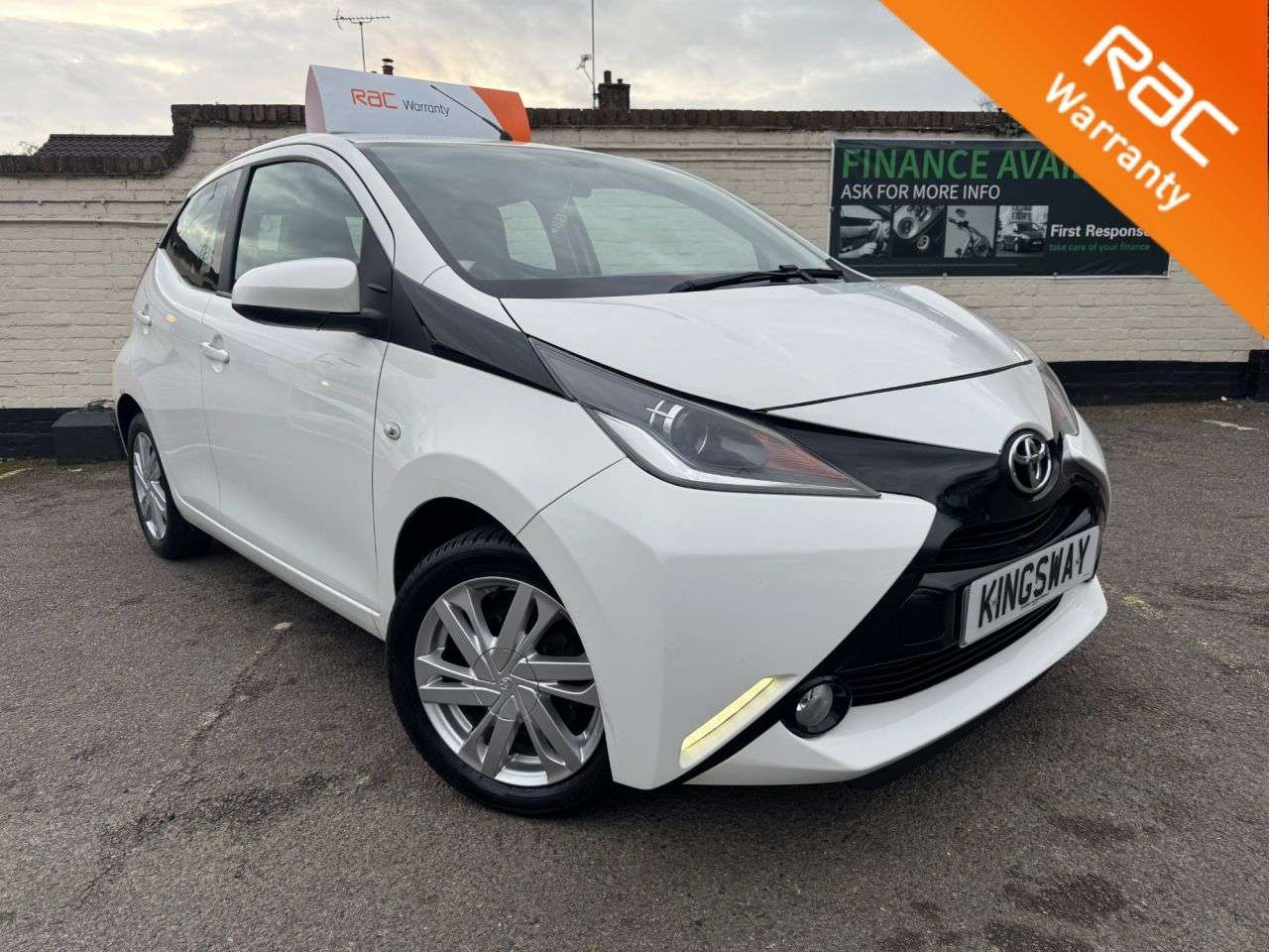 A 2016 TOYOTA AYGO 1.0 VVT-i x-pression x-wave 5dr Petrol Manual Euro 5 Euro 5 (68 ps) A 2016 TOYOTA AYGO 1.0 VVT-i x-pression x-wave 5dr Petrol Manual Euro 5 Euro 5 (68 ps)