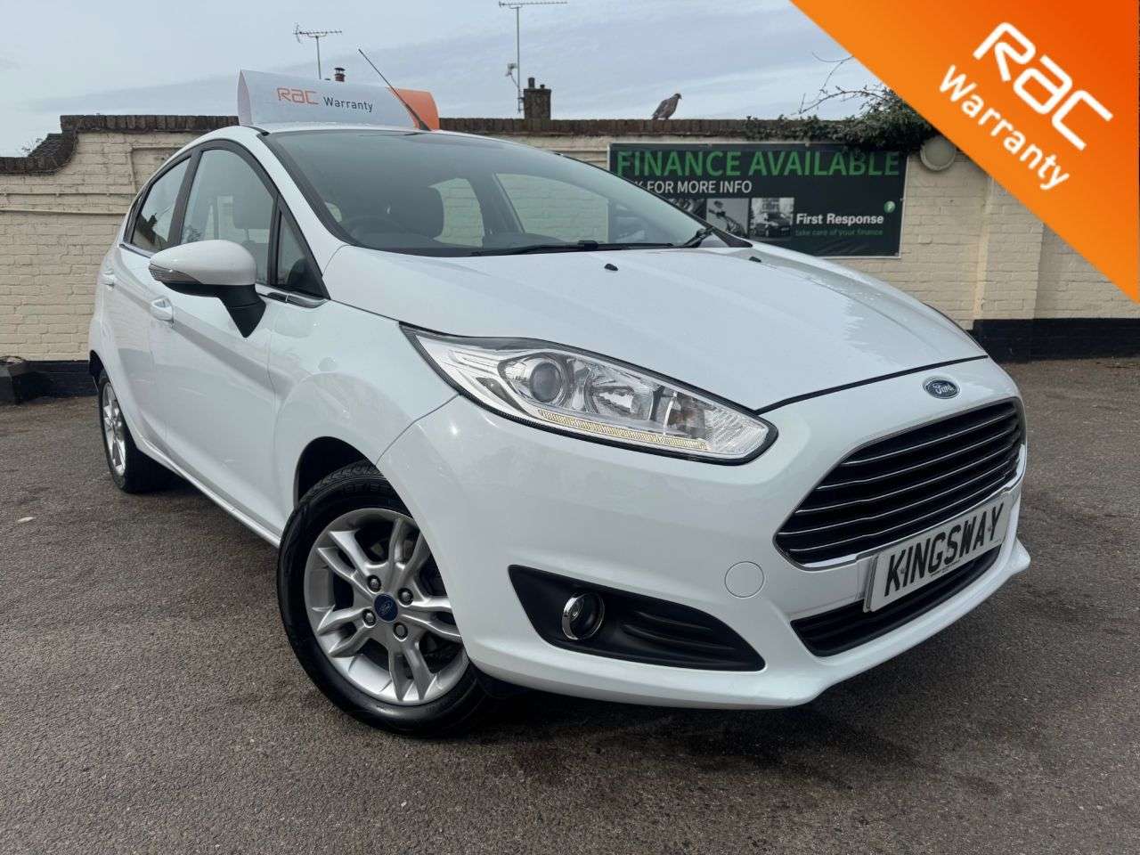 A 2017 FORD FIESTA 1.25 Zetec Hatchback 5dr Petrol Manual Euro 6 (82 ps) A 2017 FORD FIESTA 1.25 Zetec Hatchback 5dr Petrol Manual Euro 6 (82 ps)