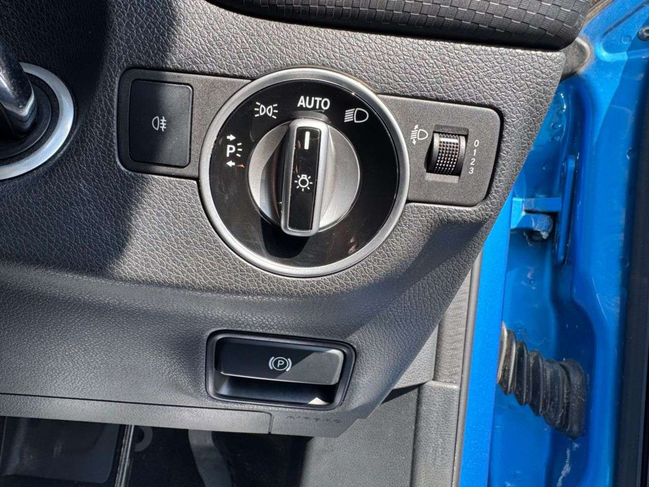 2015 MERCEDES-BENZ A-CLASS 2015 MERCEDES-BENZ A-CLASS