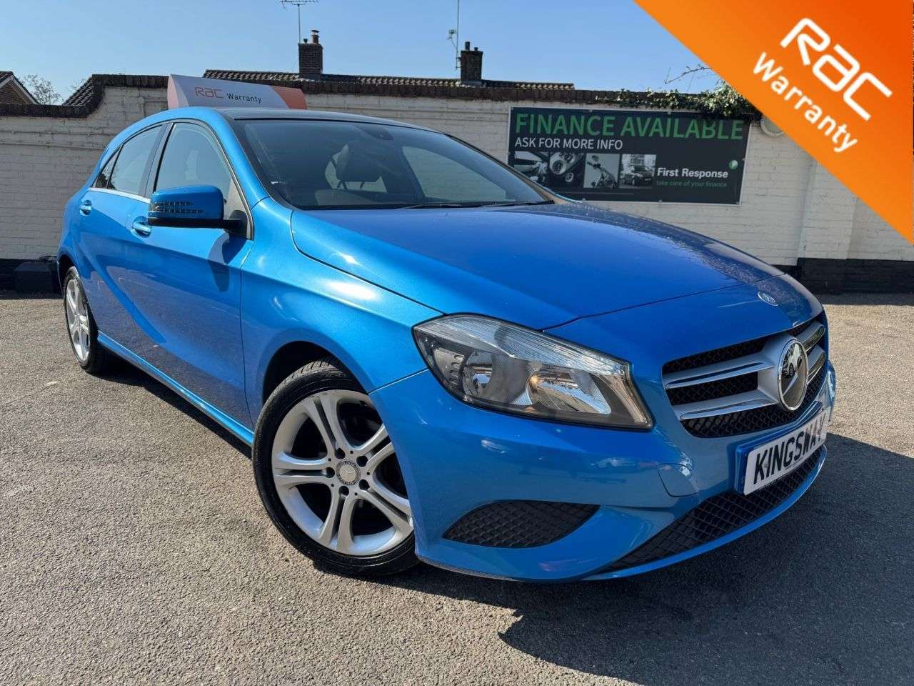 A 2015 MERCEDES-BENZ A-CLASS 1.5 A180 CDI Sport Edition Hatchback 5dr Diesel Manual Euro 6 (s/s) (109 ps A 2015 MERCEDES-BENZ A-CLASS 1.5 A180 CDI Sport Edition Hatchback 5dr Diesel Manual Euro 6 (s/s) (109 ps