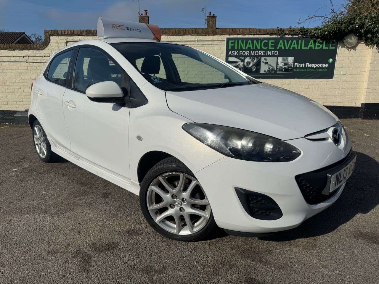 A 2013 MAZDA MAZDA2 1.3 Tamura Hatchback 5dr Petrol Manual Euro 5 (84 ps) 6 MONTHS RAC WARRANTY A 2013 MAZDA MAZDA2 1.3 Tamura Hatchback 5dr Petrol Manual Euro 5 (84 ps) 6 MONTHS RAC WARRANTY