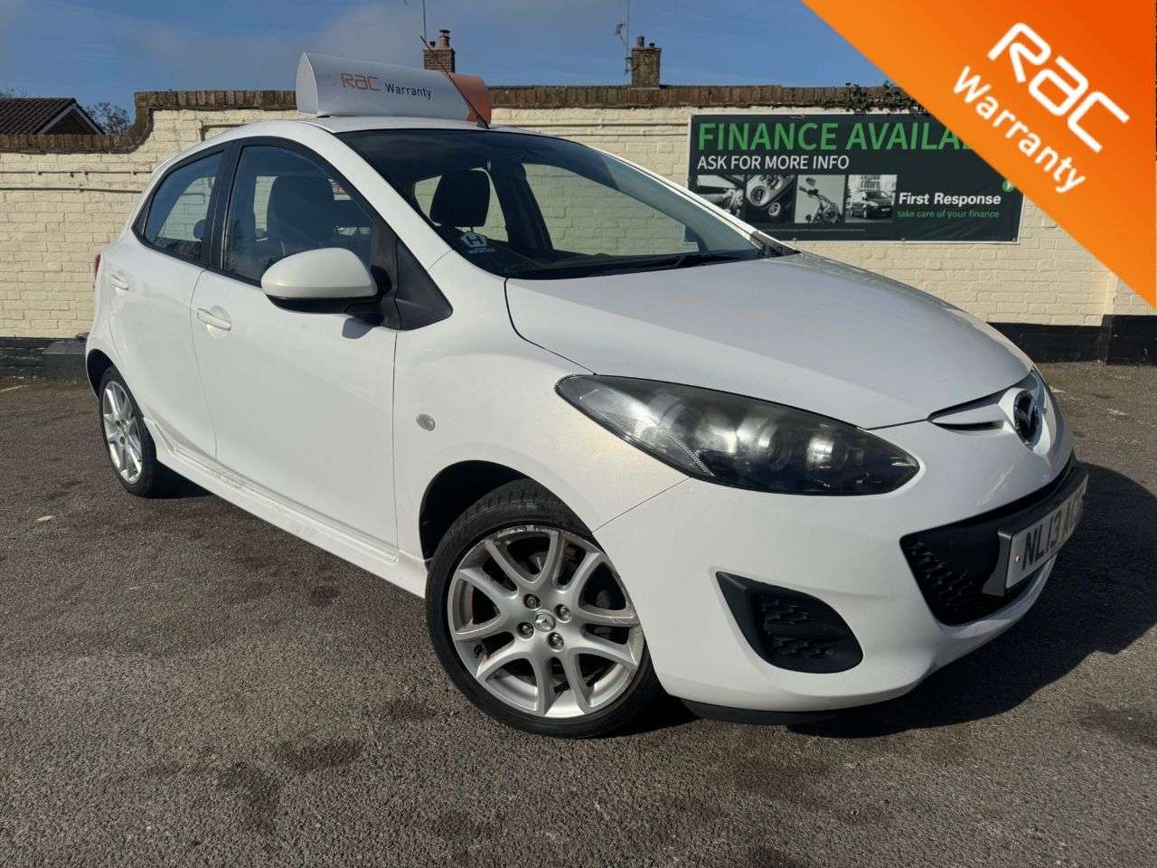 A 2013 MAZDA MAZDA2 1.3 Tamura Hatchback 5dr Petrol Manual Euro 5 (84 ps) 6 MONTHS RAC WARRANTY A 2013 MAZDA MAZDA2 1.3 Tamura Hatchback 5dr Petrol Manual Euro 5 (84 ps) 6 MONTHS RAC WARRANTY