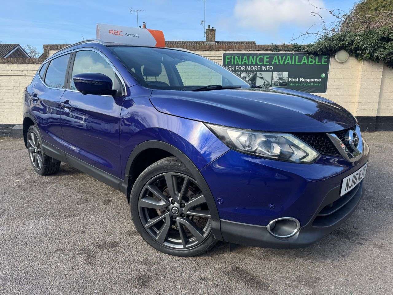 A 2016 NISSAN QASHQAI 1.5 dCi Tekna SUV 5dr Diesel Manual 2WD Euro 6 (s/s) (110 ps) 6 MONTHS RAC A 2016 NISSAN QASHQAI 1.5 dCi Tekna SUV 5dr Diesel Manual 2WD Euro 6 (s/s) (110 ps) 6 MONTHS RAC