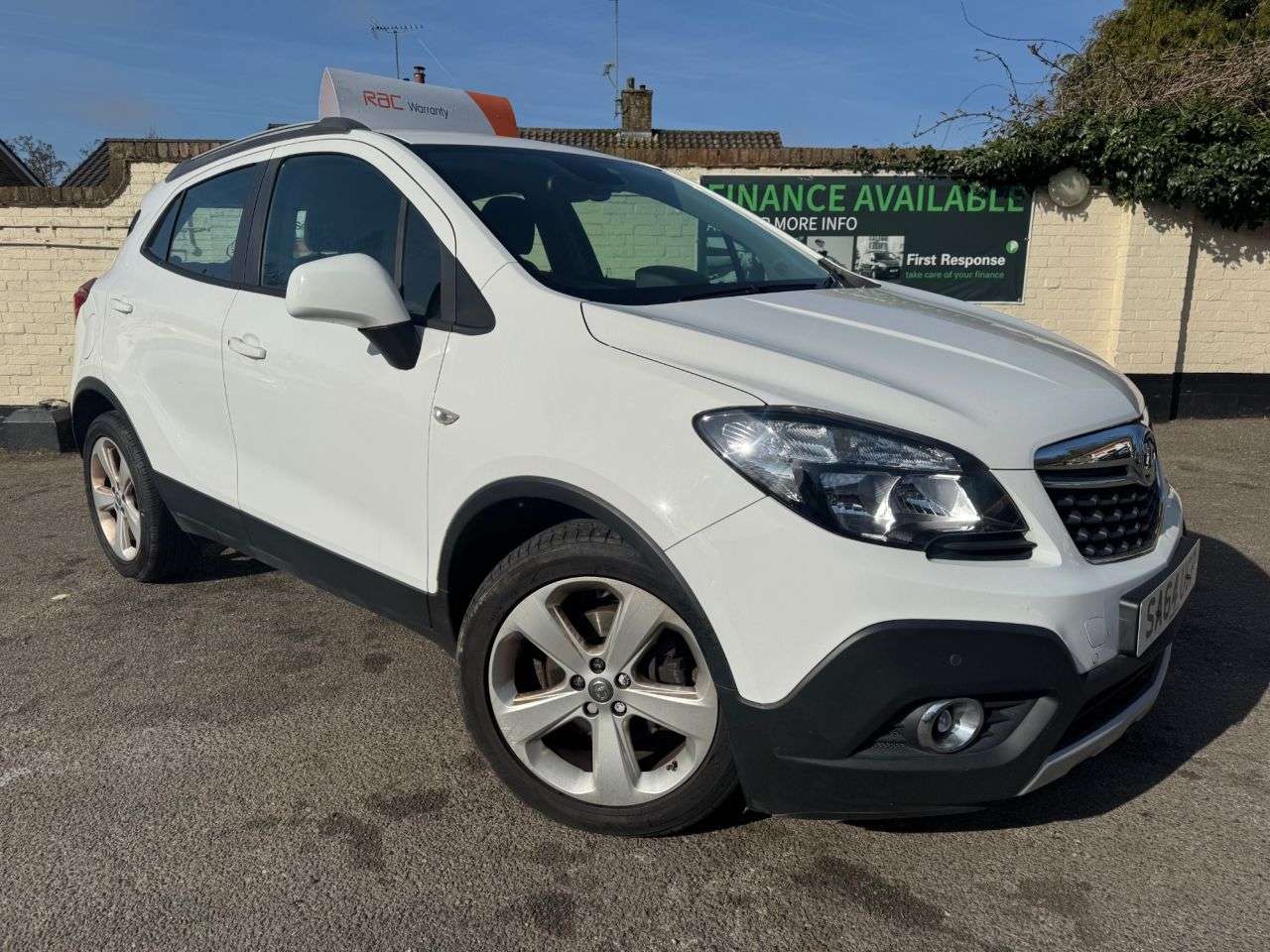 A 2015 VAUXHALL MOKKA 1.6 Tech Line SUV 5dr Petrol Manual 2WD Euro 5 (s/s) (115 ps) 6 MONTHS RAC A 2015 VAUXHALL MOKKA 1.6 Tech Line SUV 5dr Petrol Manual 2WD Euro 5 (s/s) (115 ps) 6 MONTHS RAC