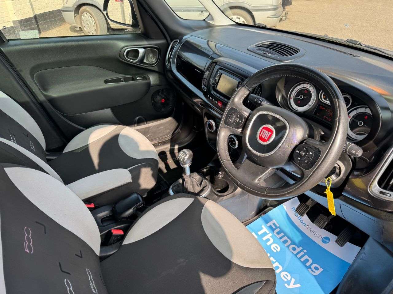 2013 FIAT 500L 2013 FIAT 500L