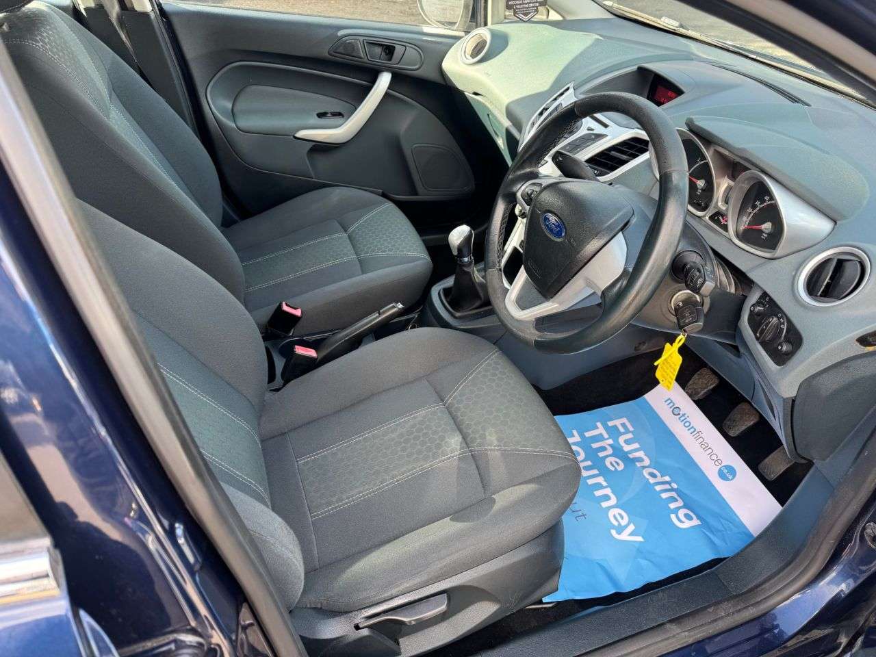 2011 FORD FIESTA 2011 FORD FIESTA