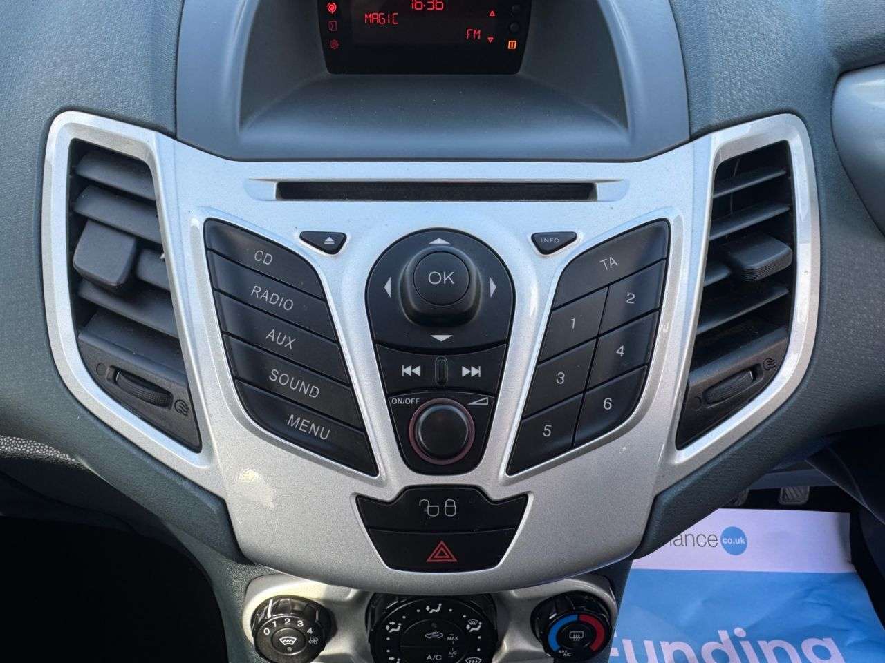 2011 FORD FIESTA 2011 FORD FIESTA