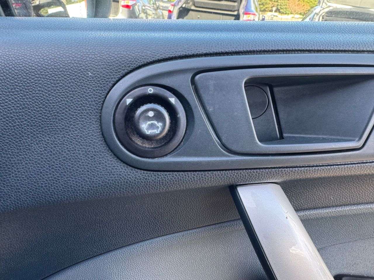 2011 FORD FIESTA 2011 FORD FIESTA