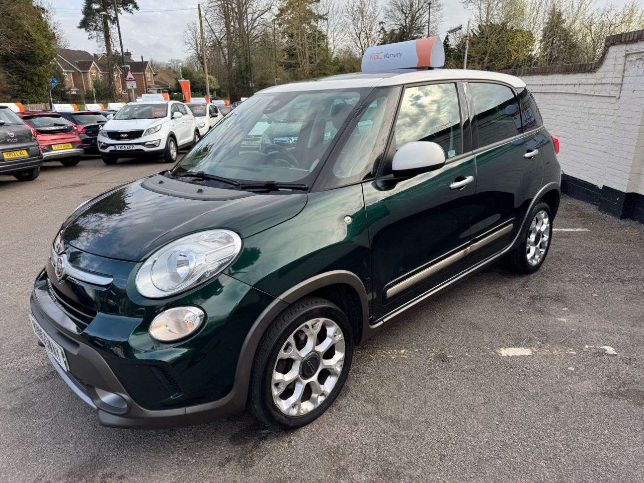 2014 FIAT 500L 2014 FIAT 500L