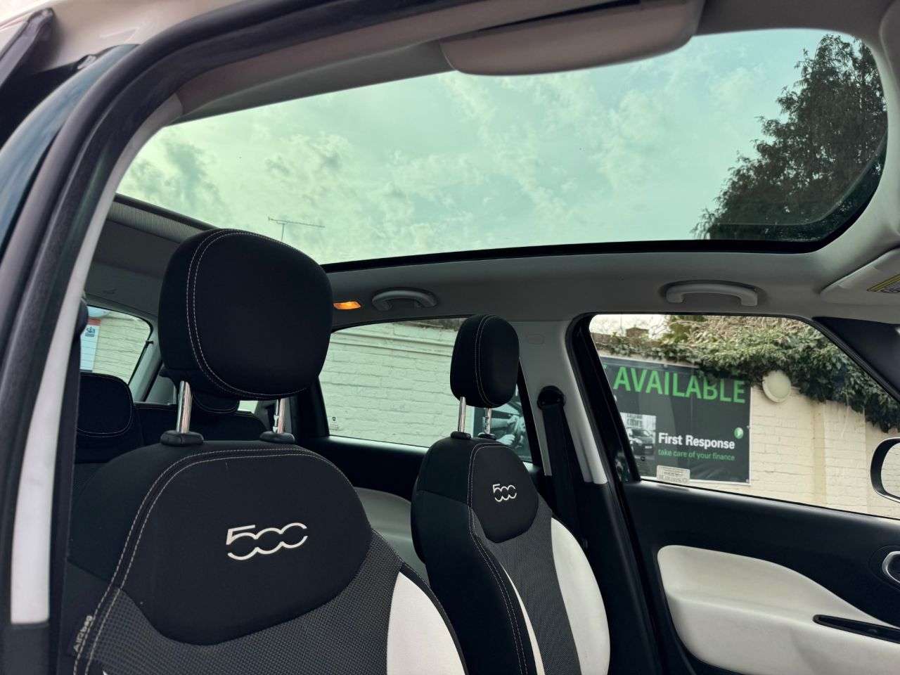 2014 FIAT 500L 2014 FIAT 500L