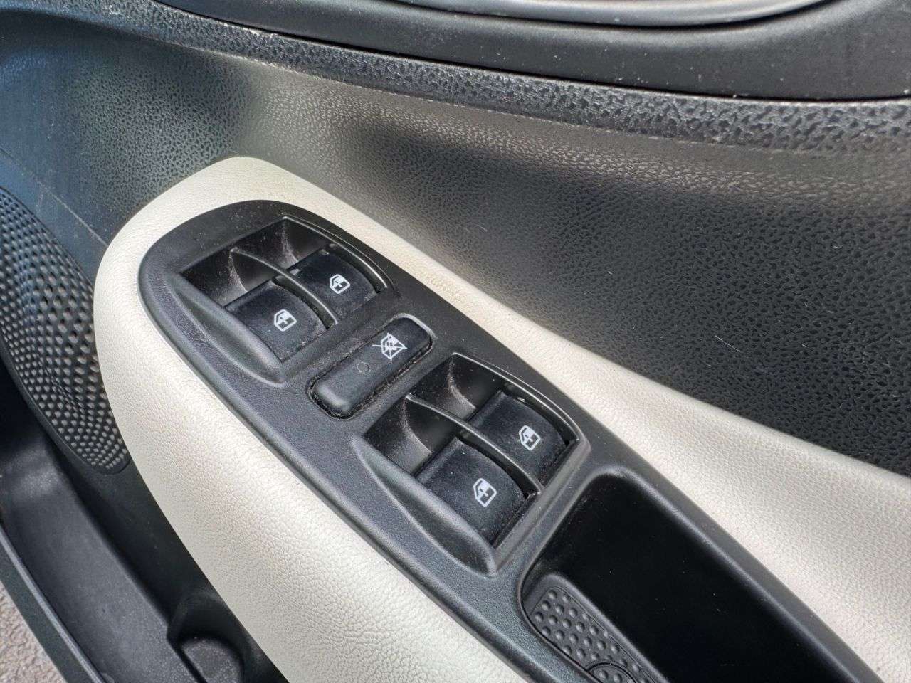 2014 FIAT 500L 2014 FIAT 500L