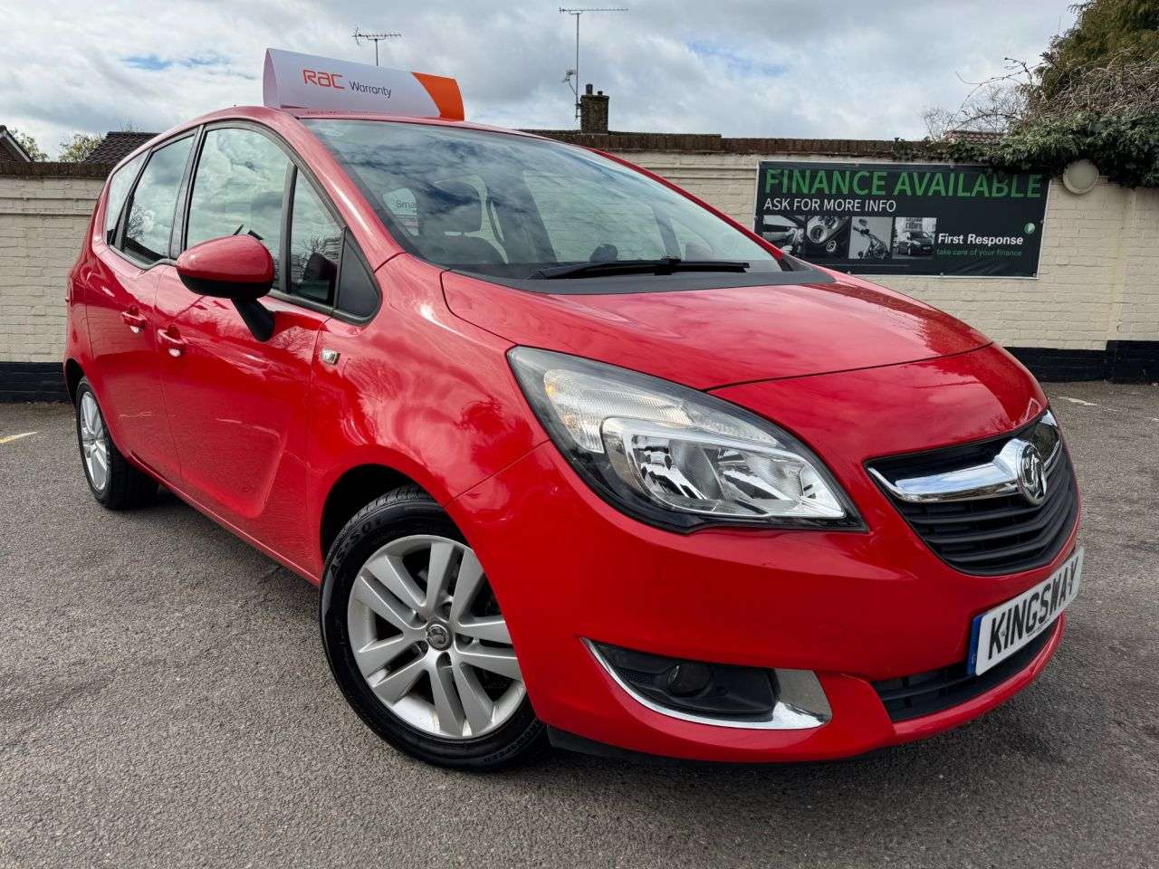 A 2015 VAUXHALL MERIVA 1.4i Life MPV 5dr Petrol Manual Euro 6 (100 ps) 6 MONTHS RAC WARRANTY INCLU A 2015 VAUXHALL MERIVA 1.4i Life MPV 5dr Petrol Manual Euro 6 (100 ps) 6 MONTHS RAC WARRANTY INCLU