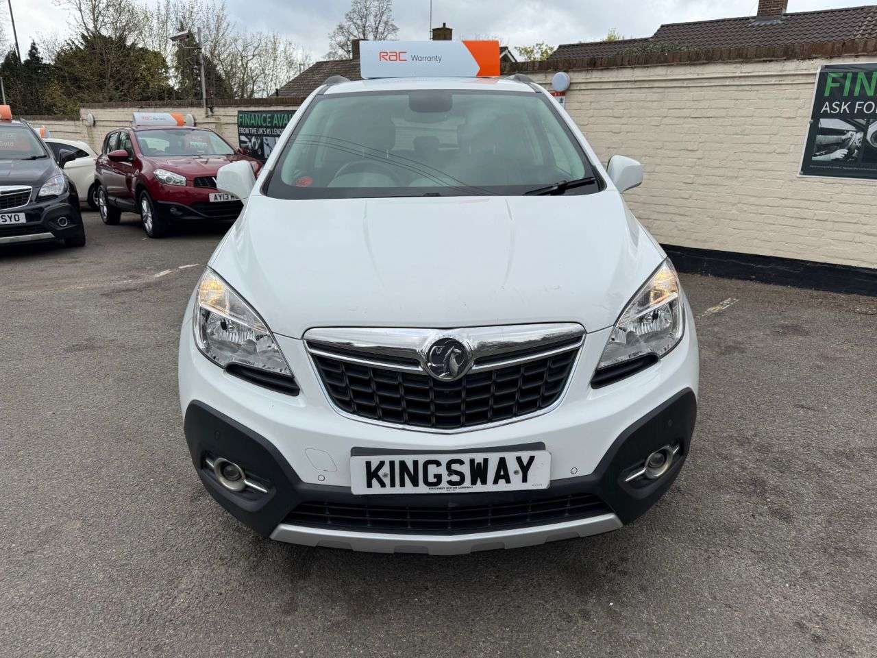 A 2014 VAUXHALL MOKKA 1.6 SE SUV 5dr Petrol Manual 2WD Euro 5 (s/s) (115 ps) A 2014 VAUXHALL MOKKA 1.6 SE SUV 5dr Petrol Manual 2WD Euro 5 (s/s) (115 ps)